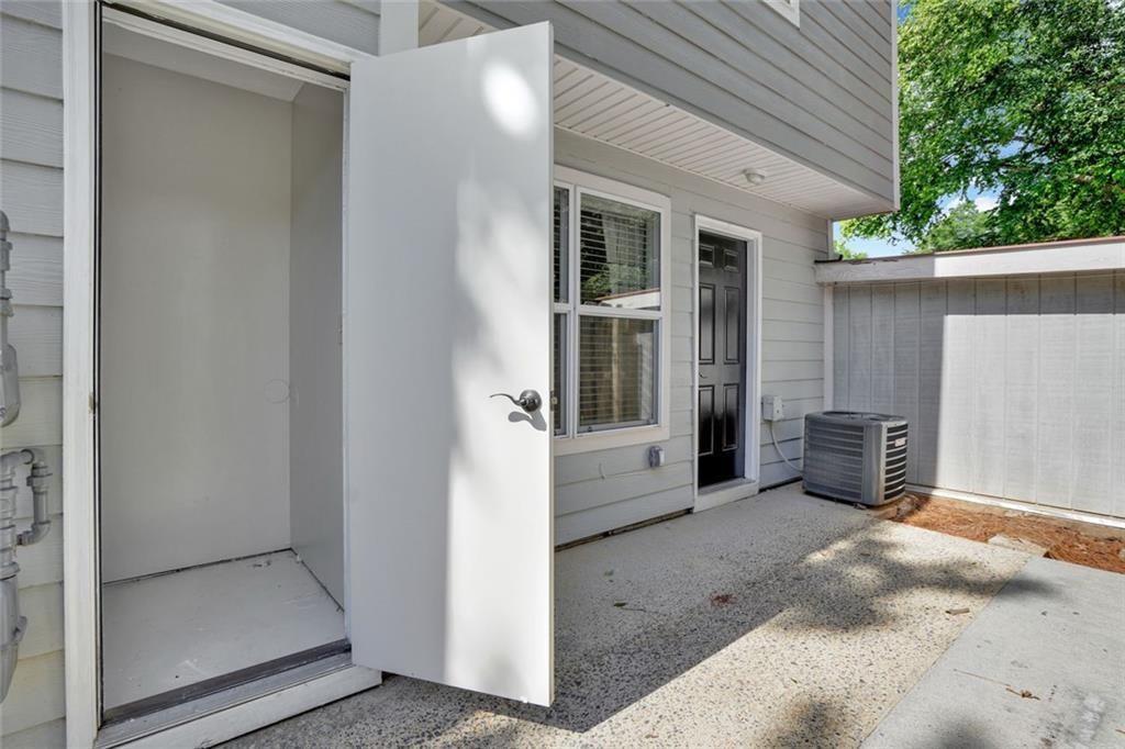 604 Ivey Court Unit B