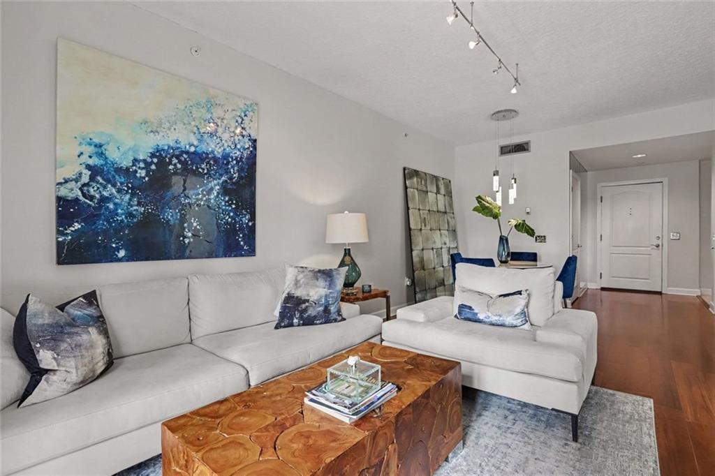 195 14th Street NE Unit 904