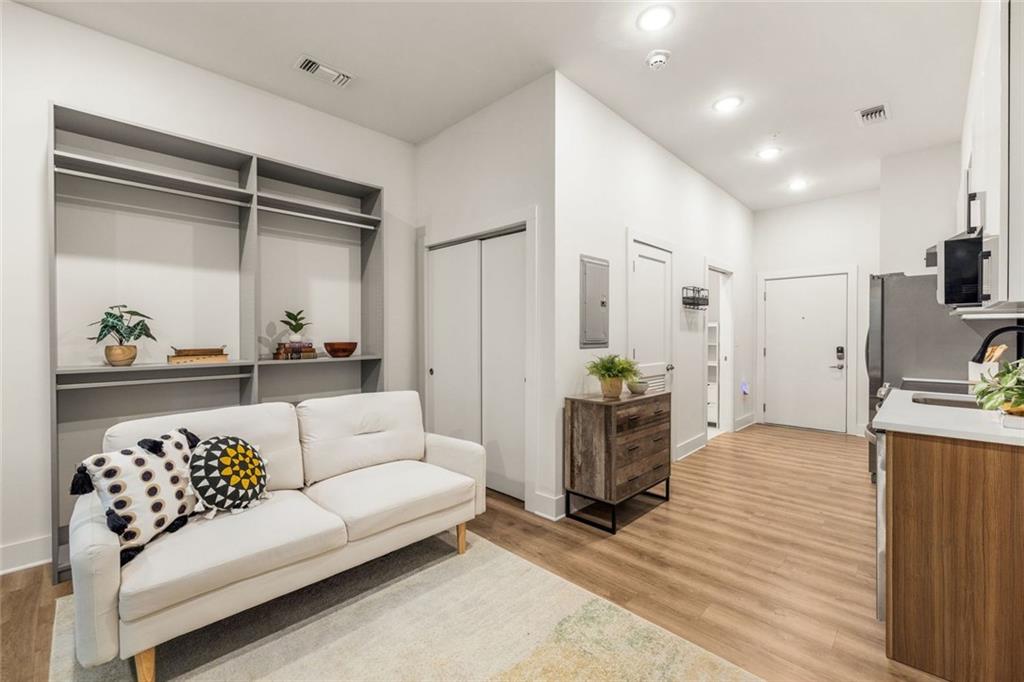112 Rogers Street NE Unit 202