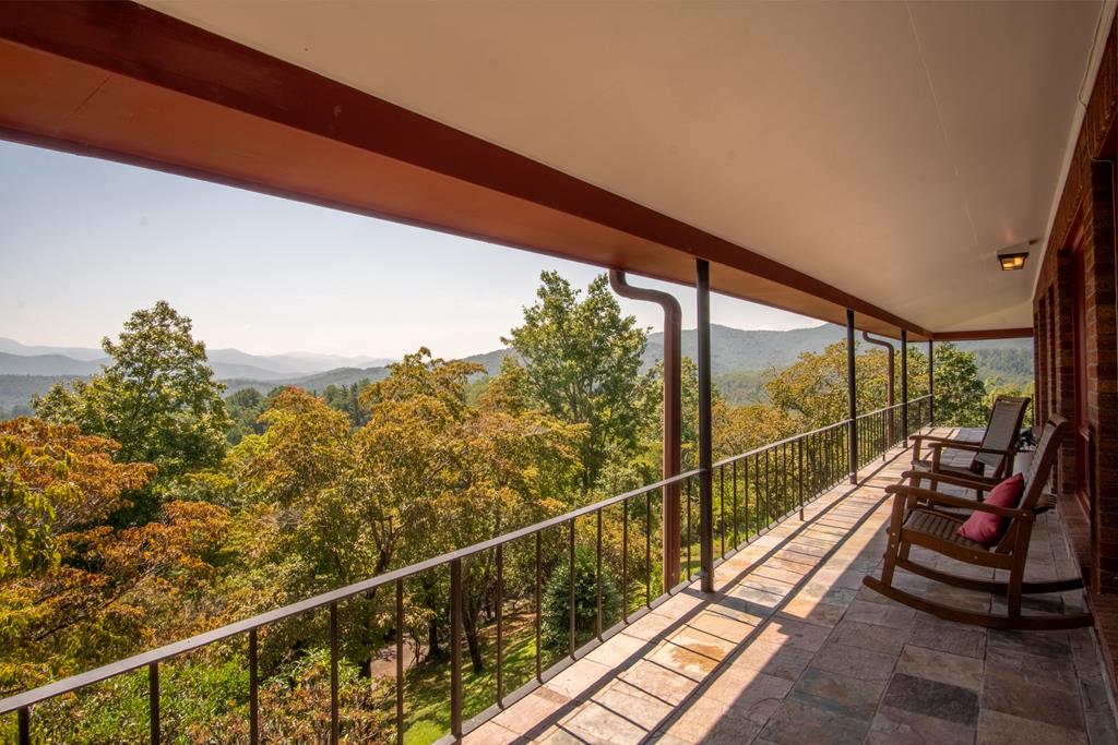 380 Ledford Dr