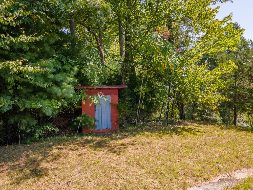380 Ledford Dr