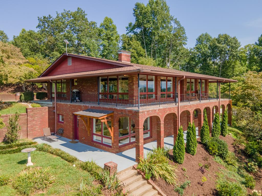 380 Ledford Dr