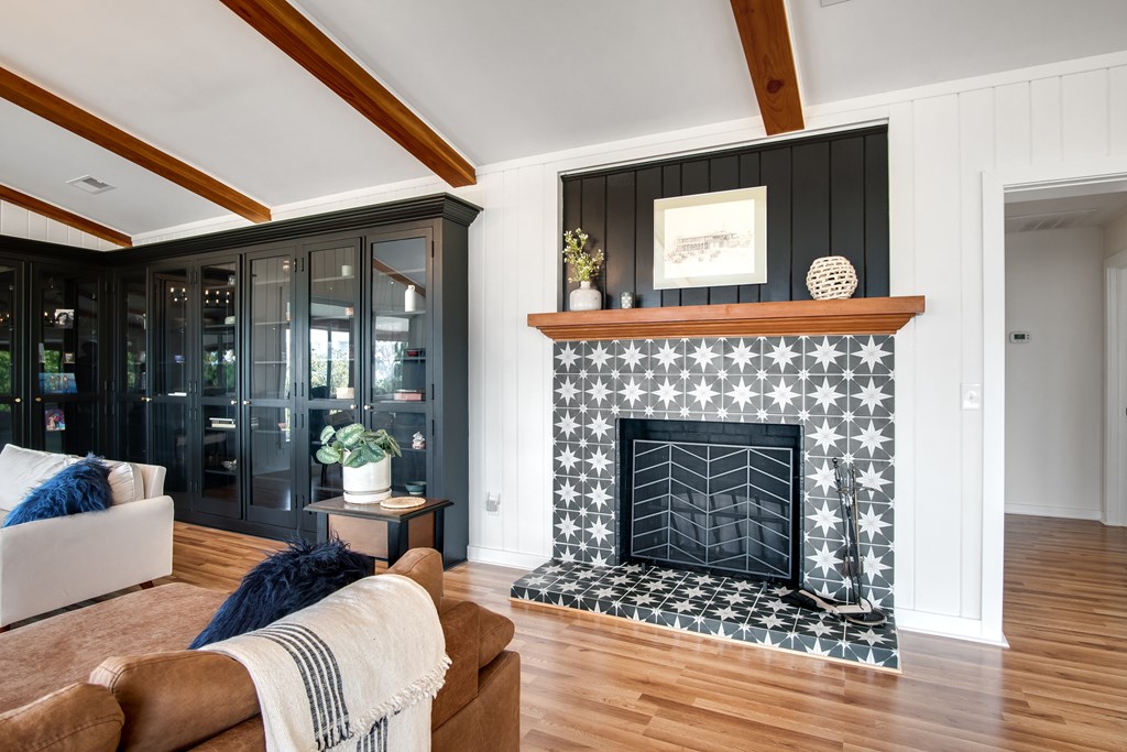 380 Ledford Dr