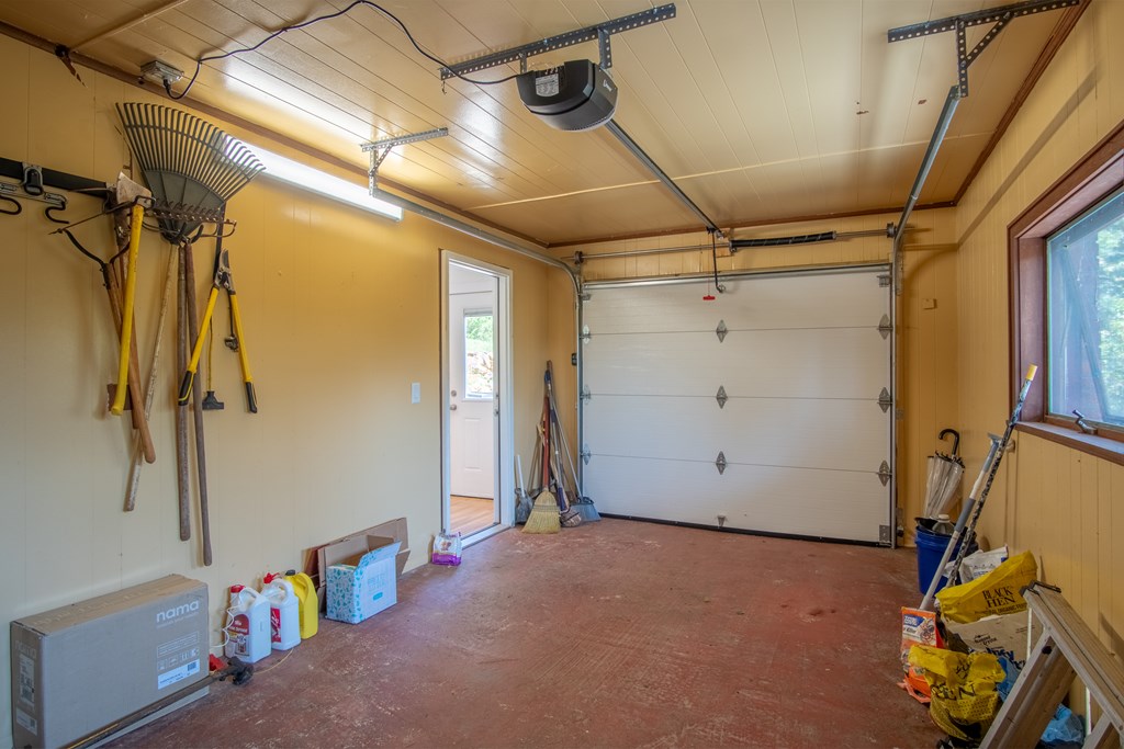 380 Ledford Dr