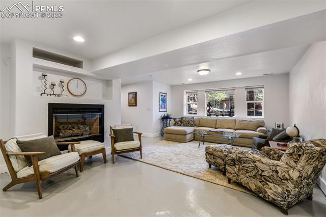 6020 Castlewood Lane