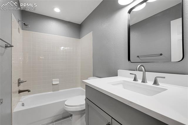 1939 Wildwood Pass Drive