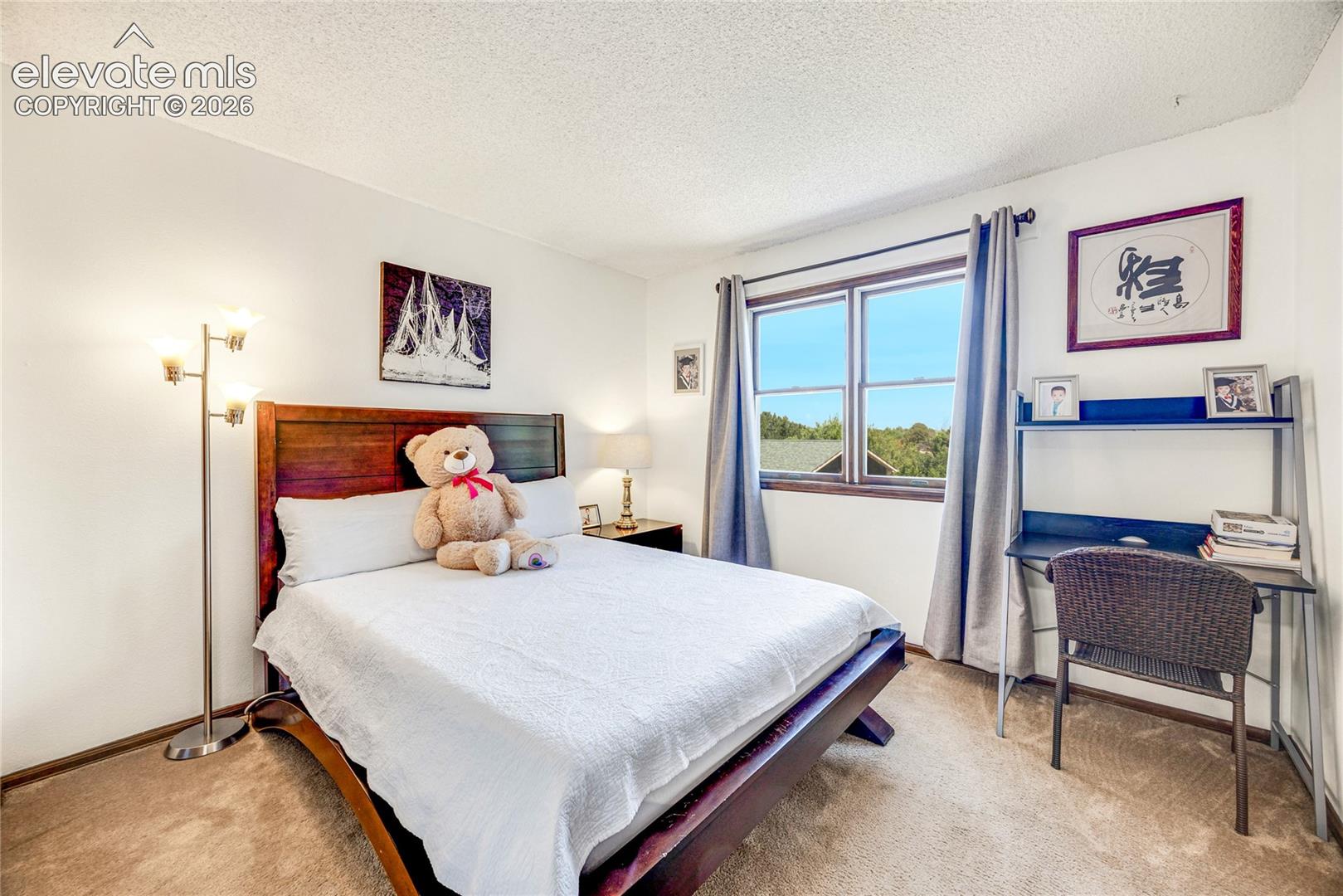 3433 Oak Creek Drive