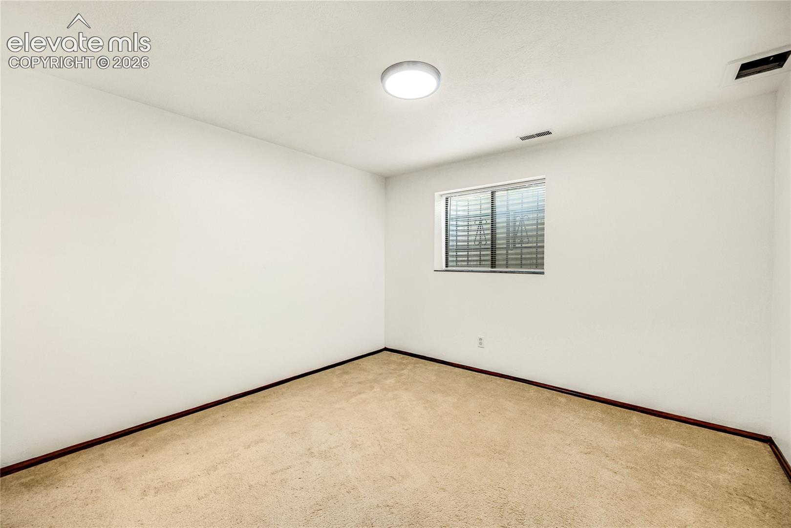 3433 Oak Creek Drive