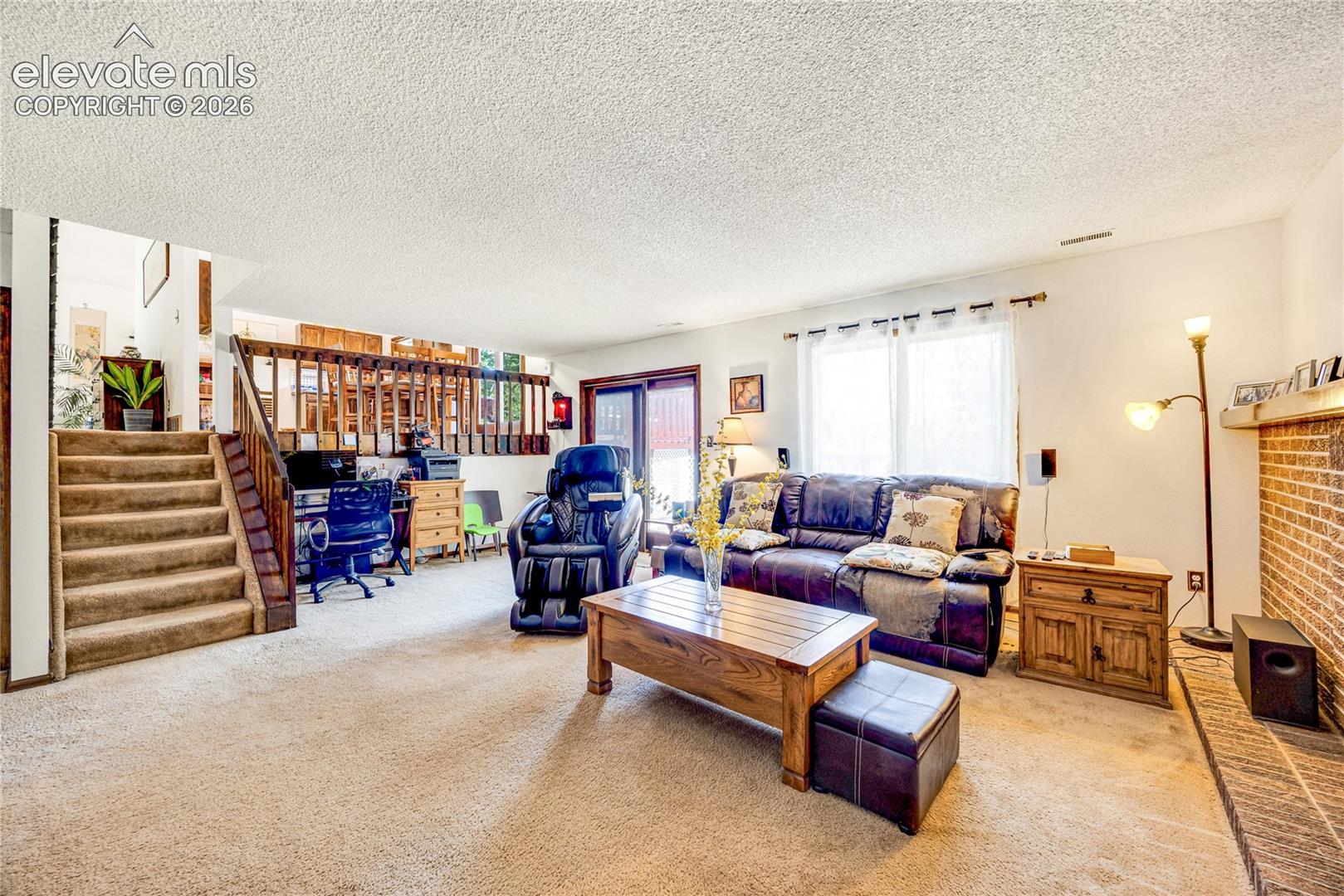 3433 Oak Creek Drive