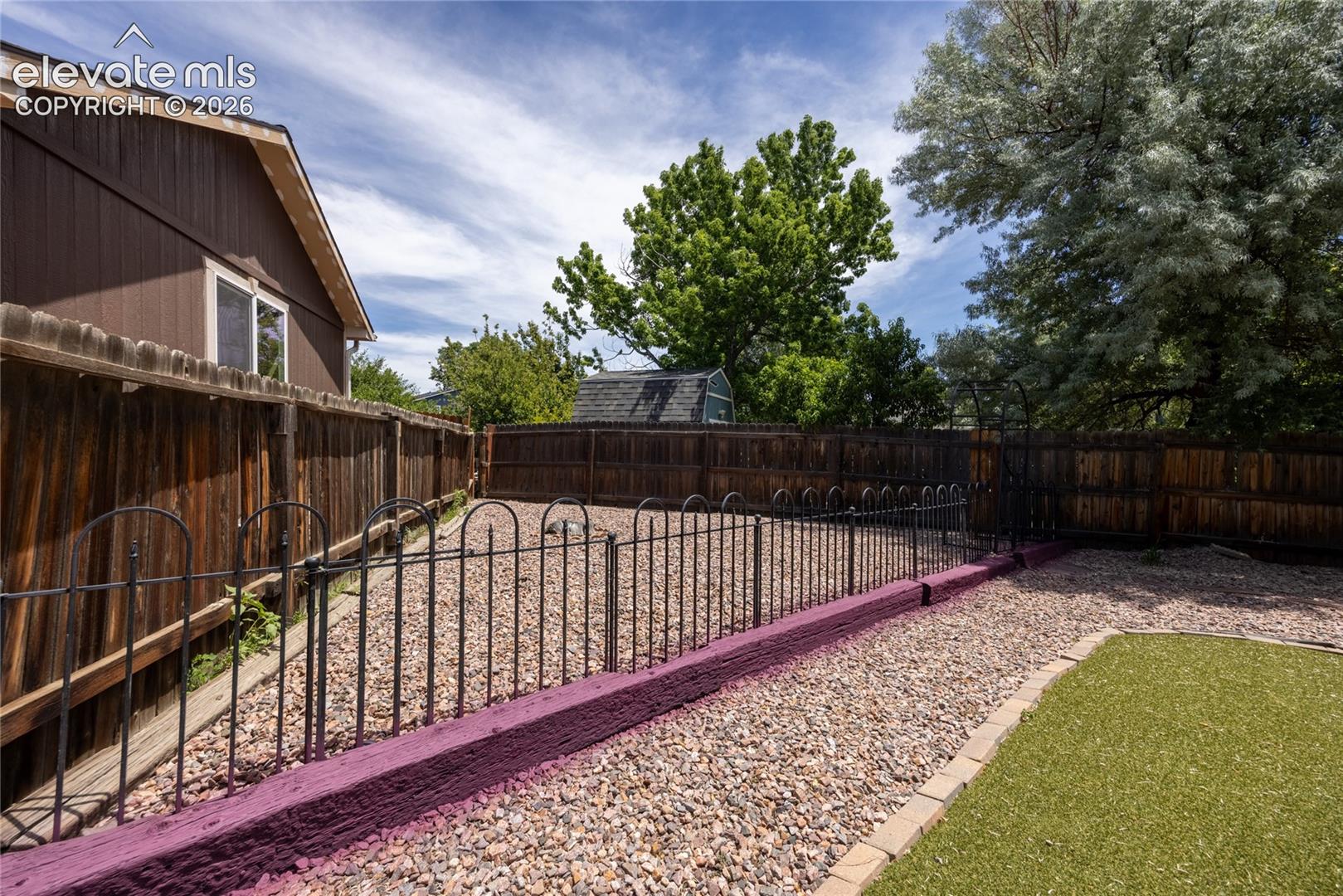 3433 Oak Creek Drive