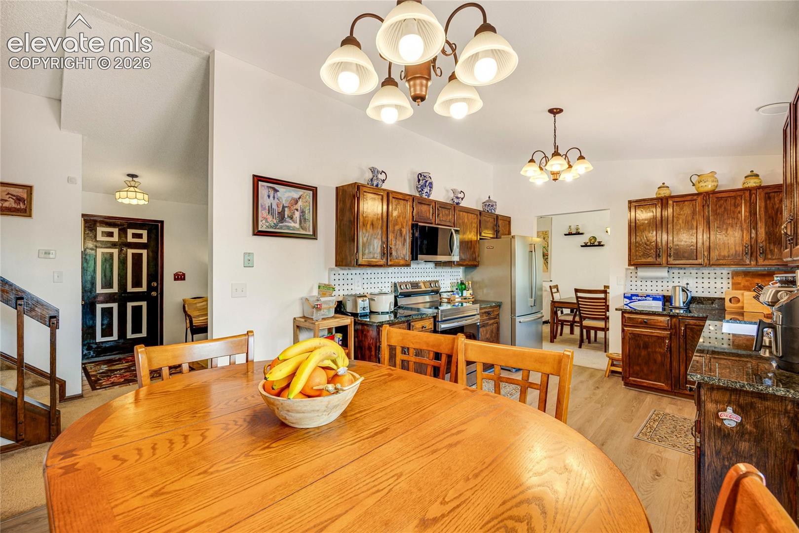 3433 Oak Creek Drive