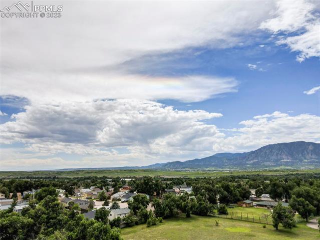 4550 Witches Hollow Lane