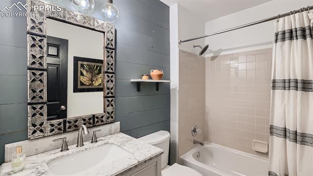 5180 Sunset Ridge Drive