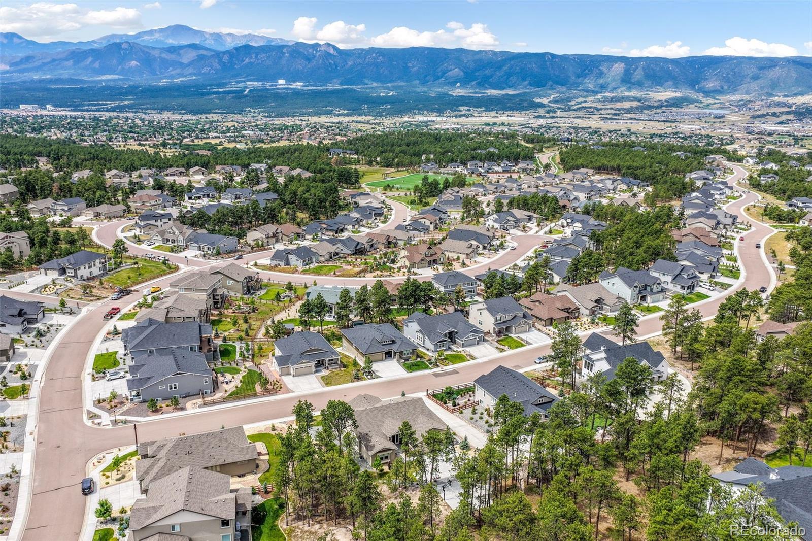 1070 Panoramic Drive