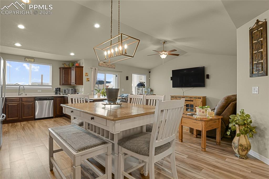9767 Arbor Walk Lane