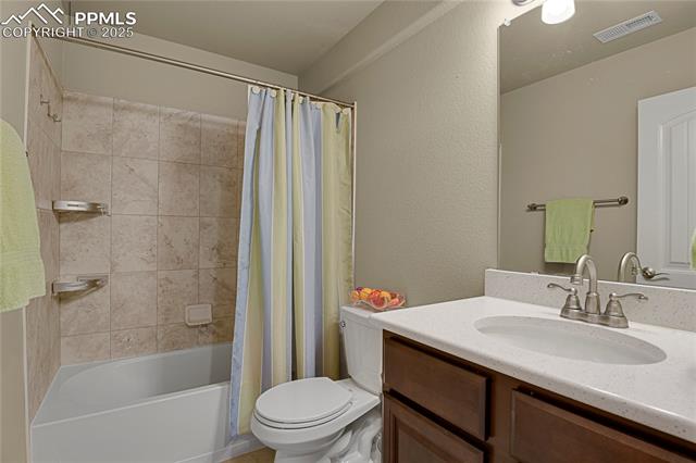 9767 Arbor Walk Lane