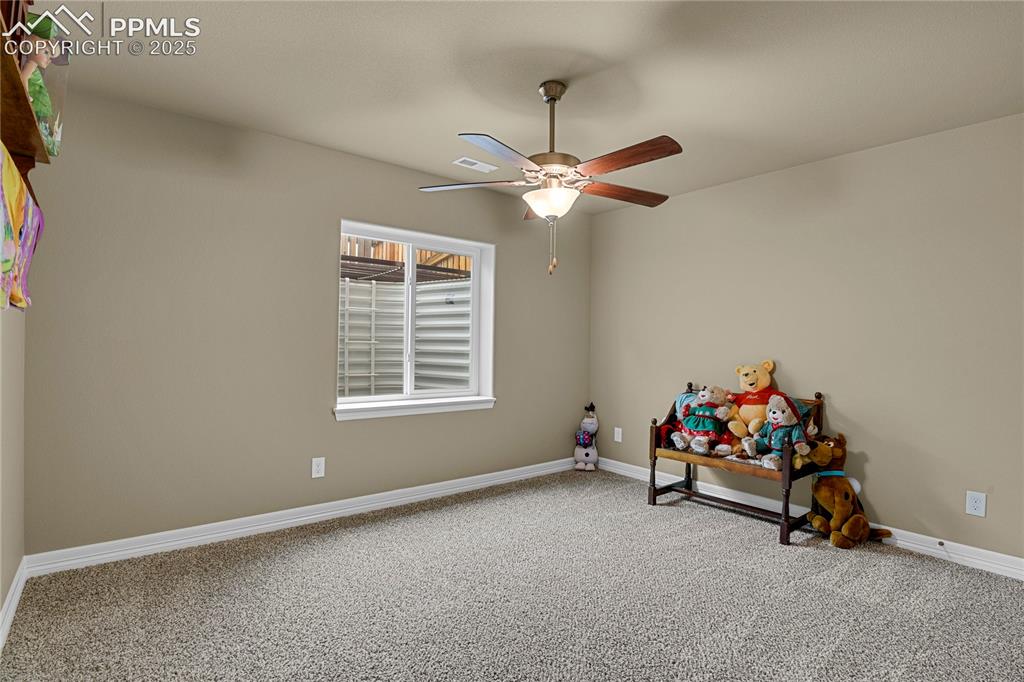 9767 Arbor Walk Lane