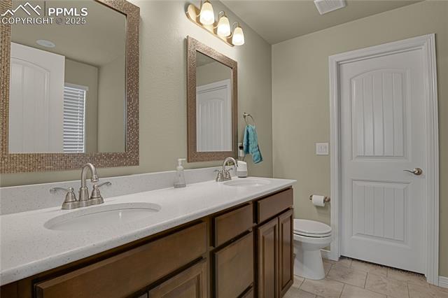 9767 Arbor Walk Lane