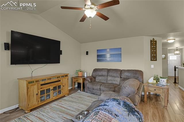 9767 Arbor Walk Lane