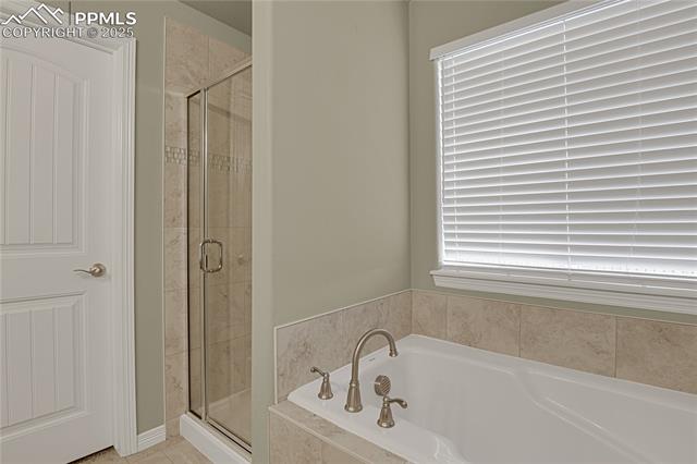 9767 Arbor Walk Lane