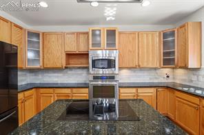 445 Scottsdale Drive