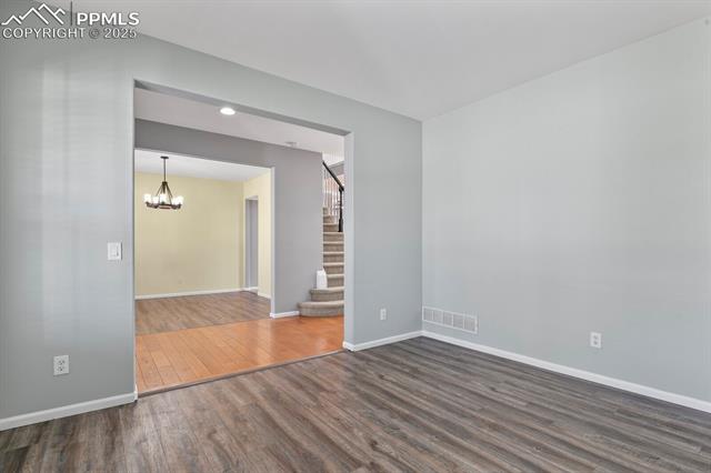 445 Scottsdale Drive