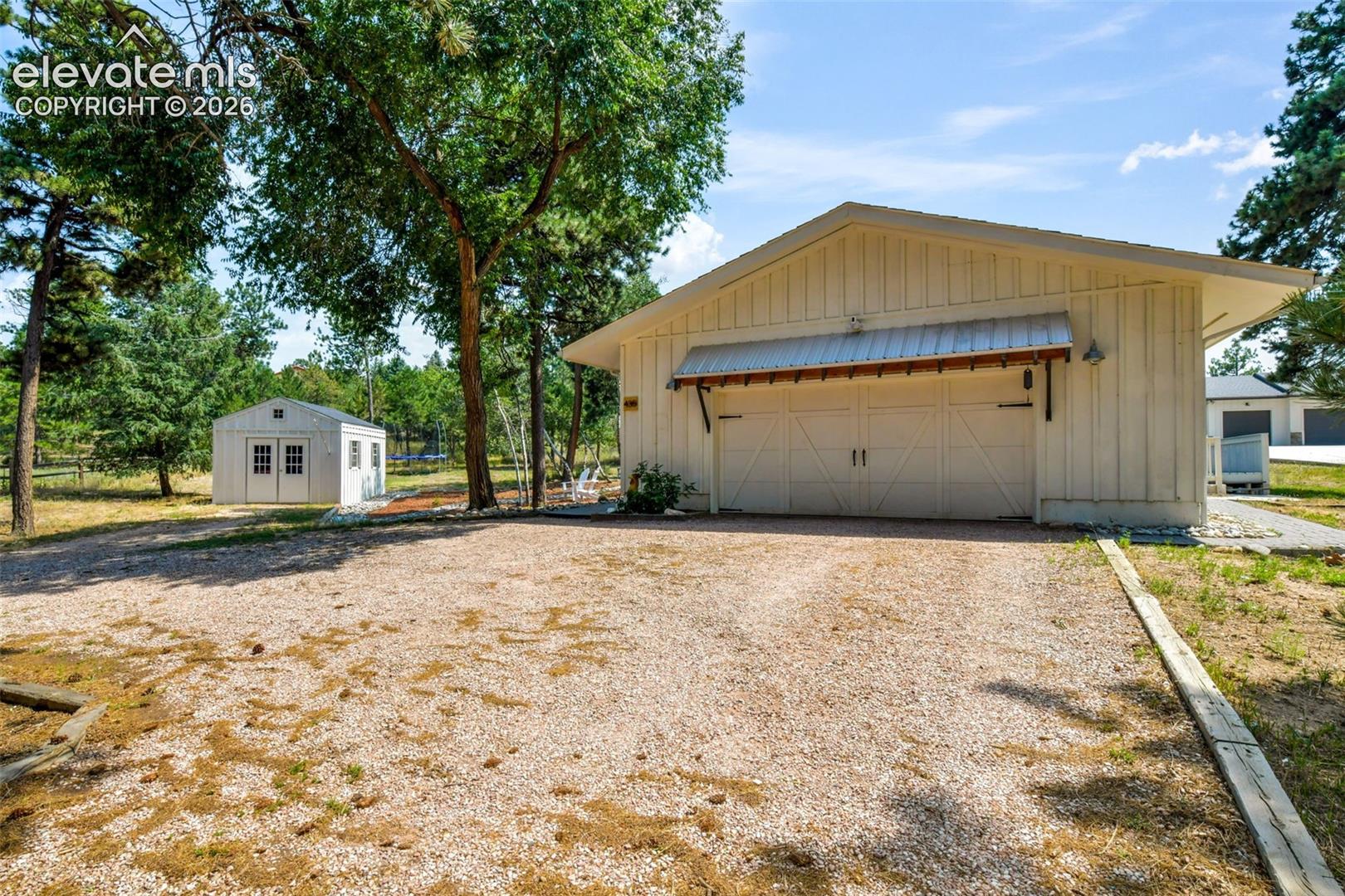 435 Wolverine Way