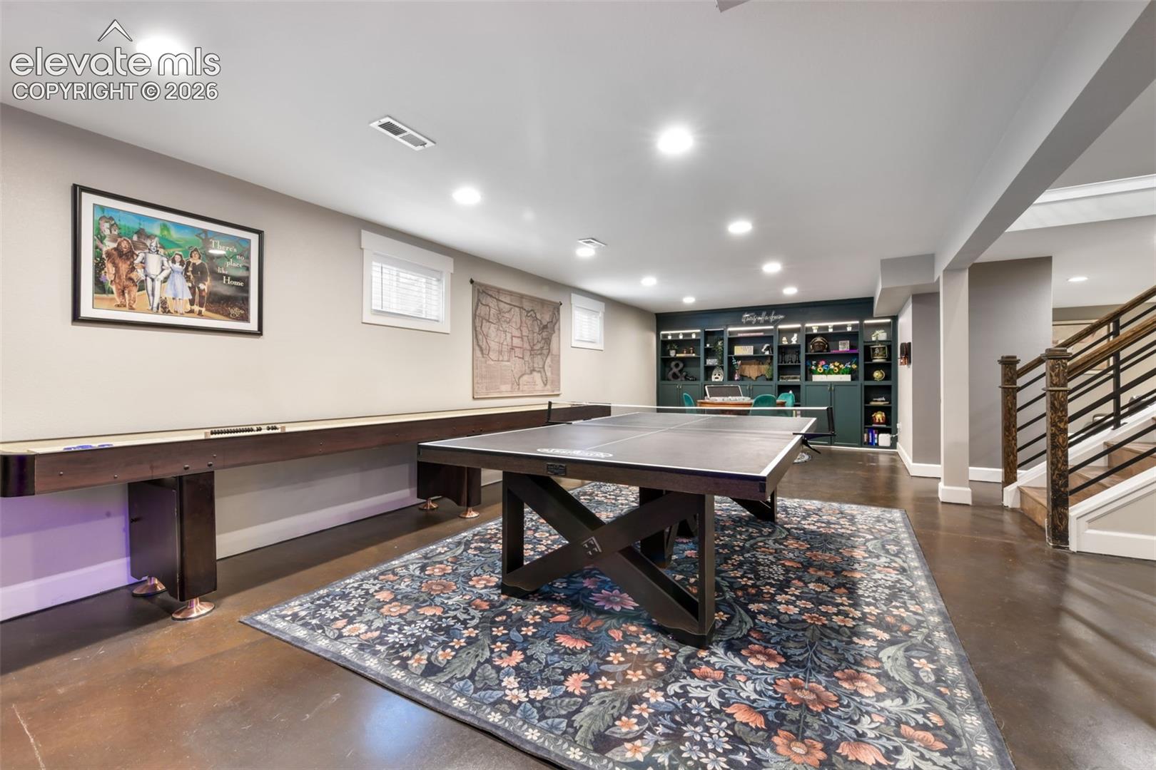 435 Wolverine Way