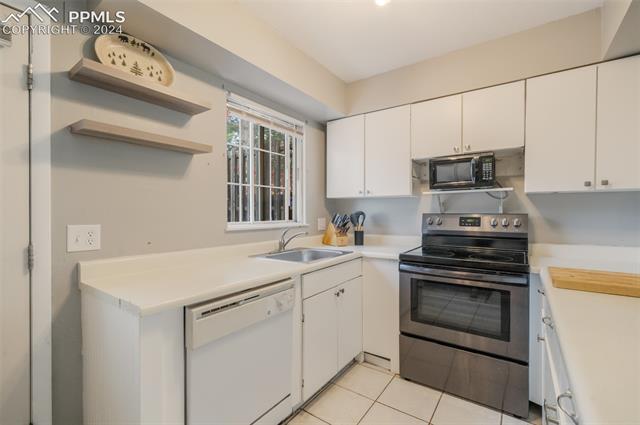 3366 Queen Anne Way