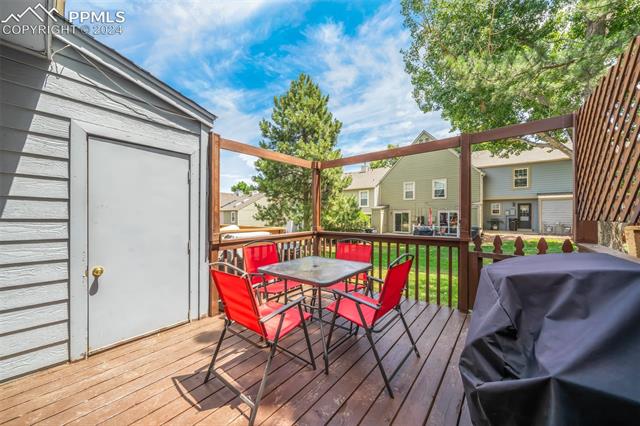 3366 Queen Anne Way