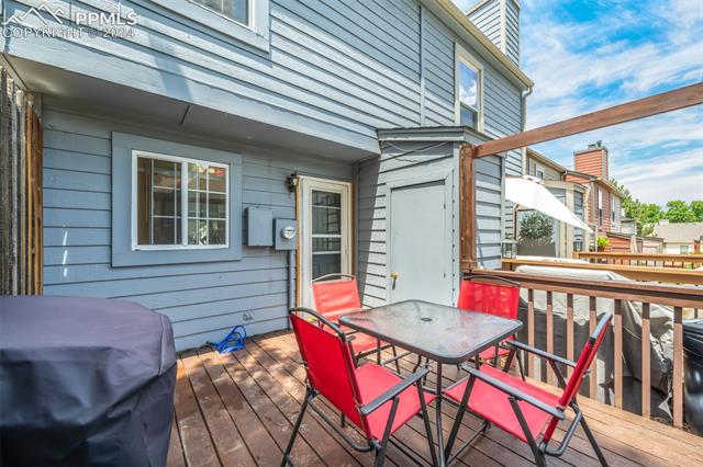 3366 Queen Anne Way