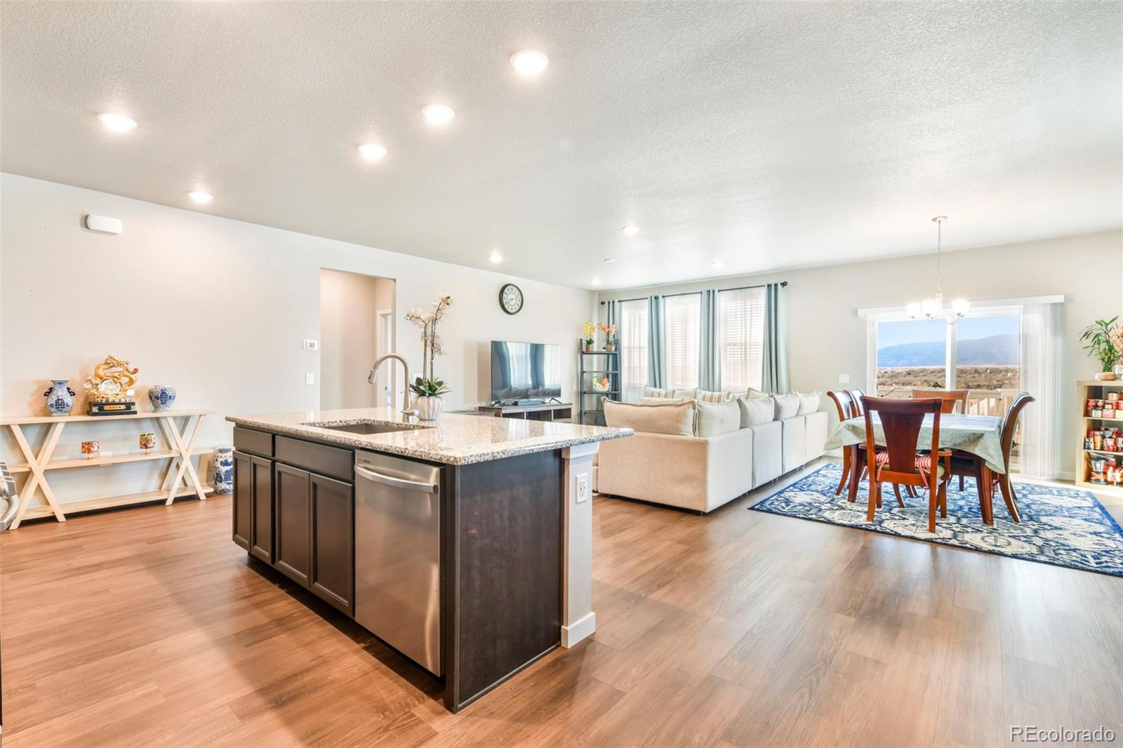 9738 Treasurevault Trail