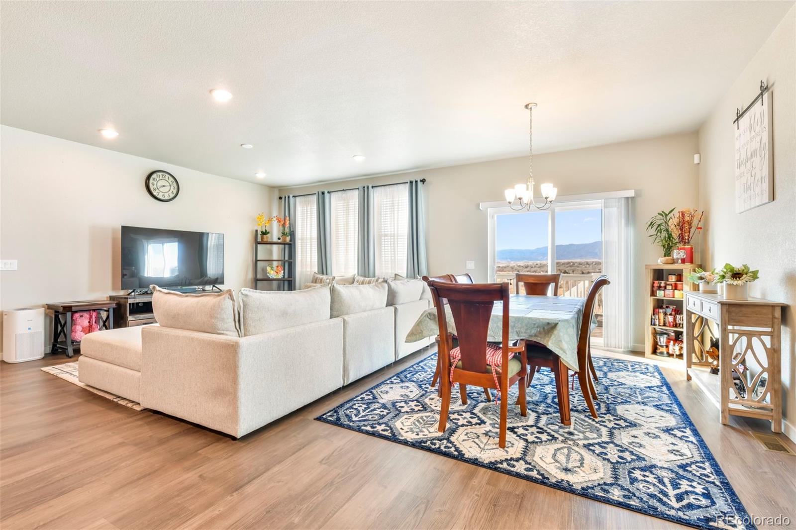 9738 Treasurevault Trail