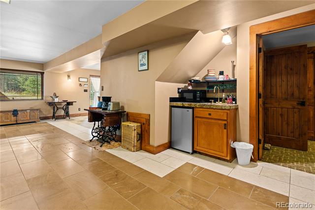 10950 Bartlett Trail