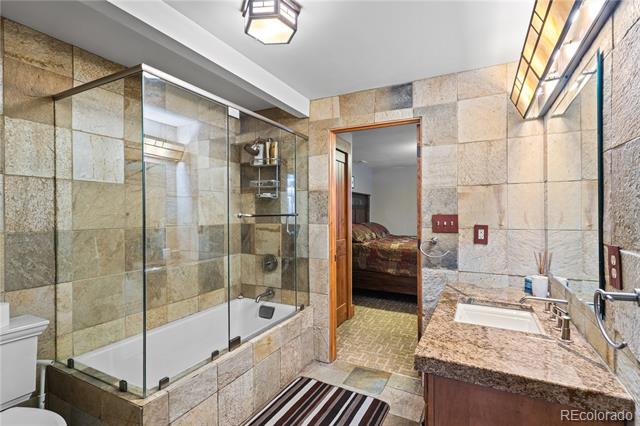 10950 Bartlett Trail