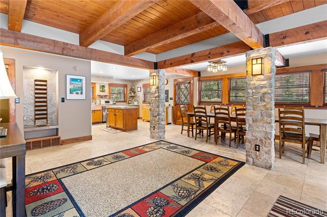10950 Bartlett Trail