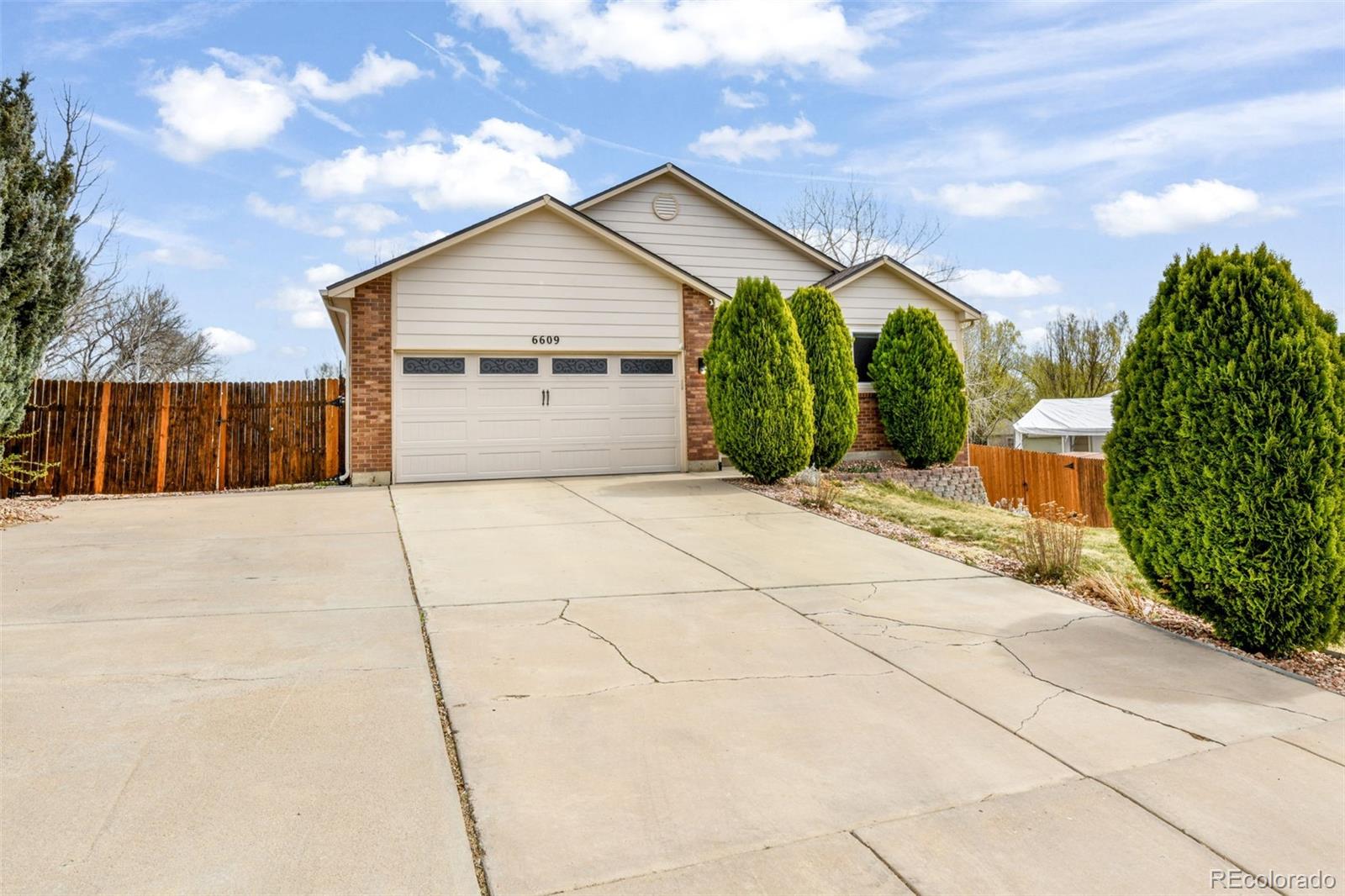 6609 Cottonwood Grove Drive