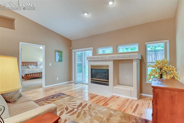 924 Tabor Place