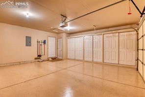 924 Tabor Place