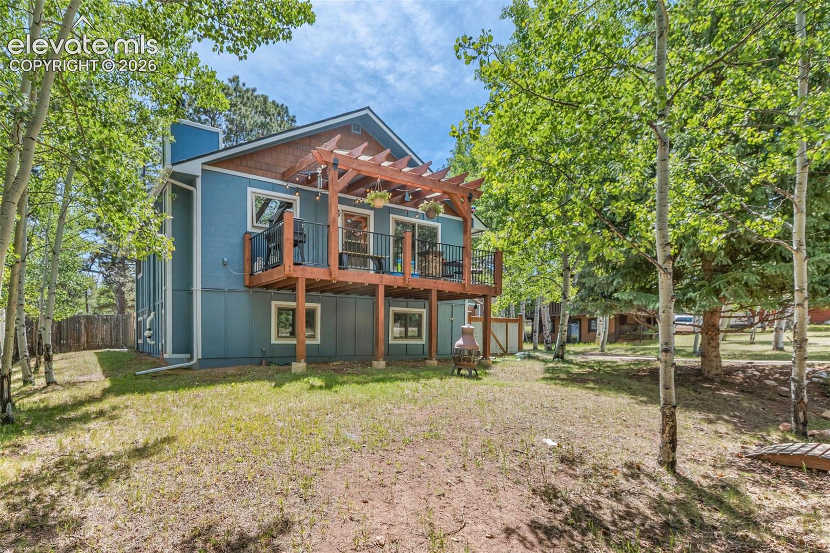 835 E Northwoods Drive