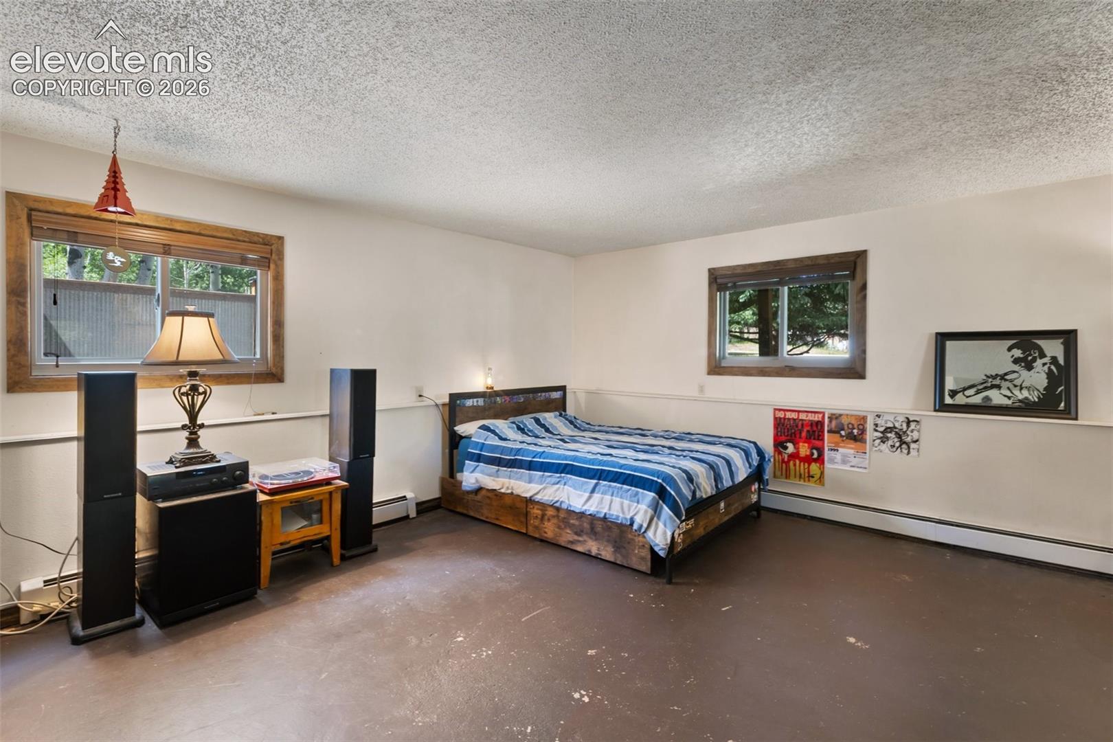 835 E Northwoods Drive