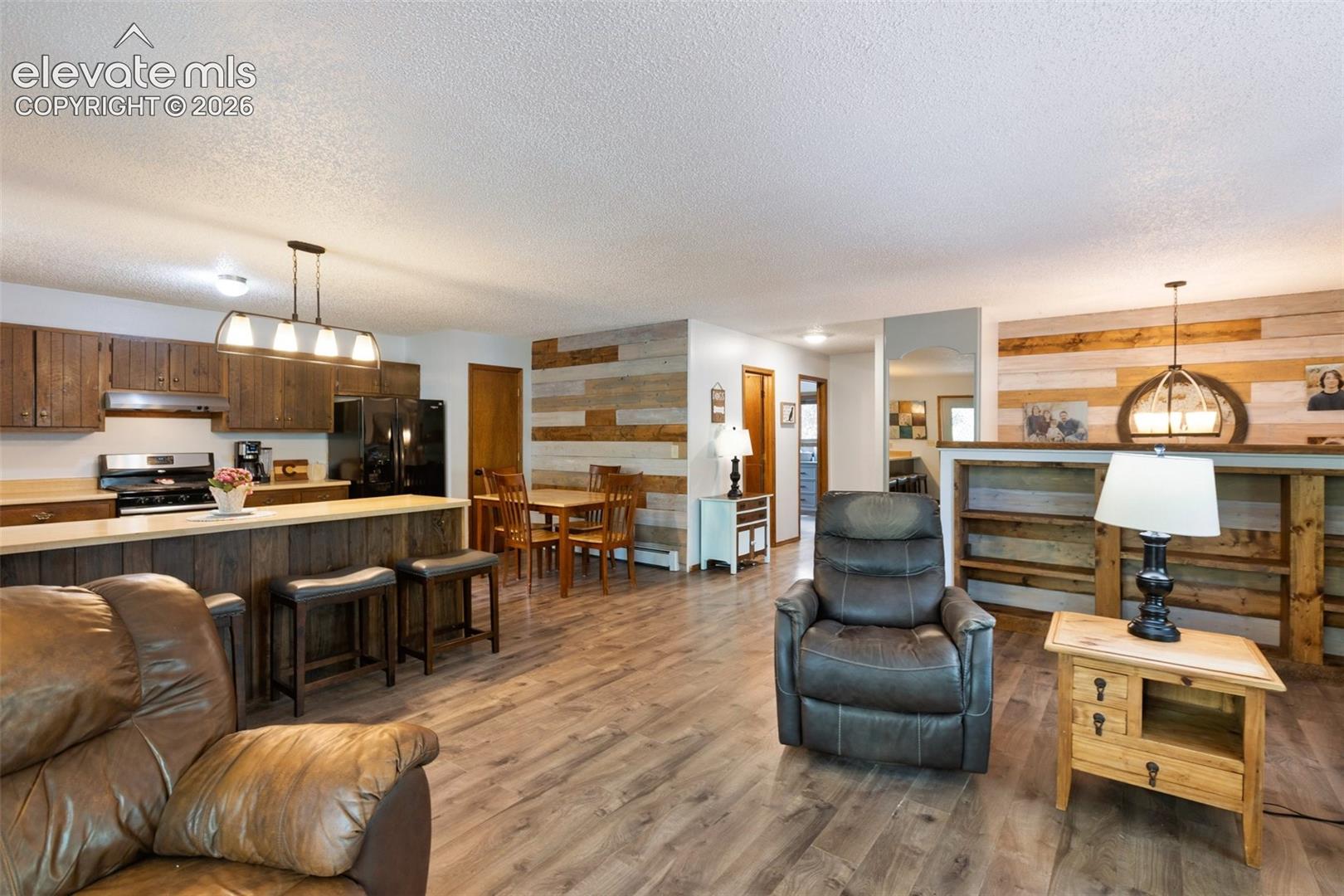 835 E Northwoods Drive