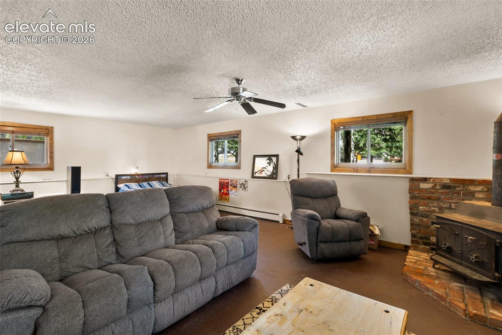 835 E Northwoods Drive