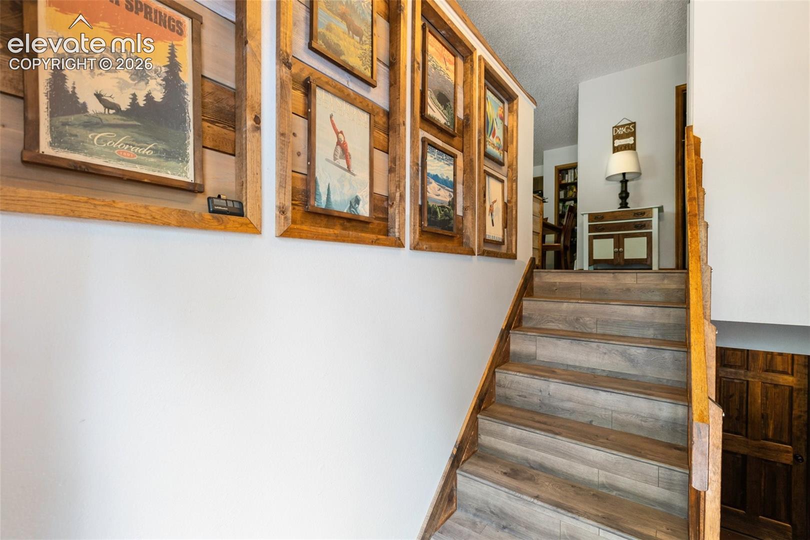 835 E Northwoods Drive