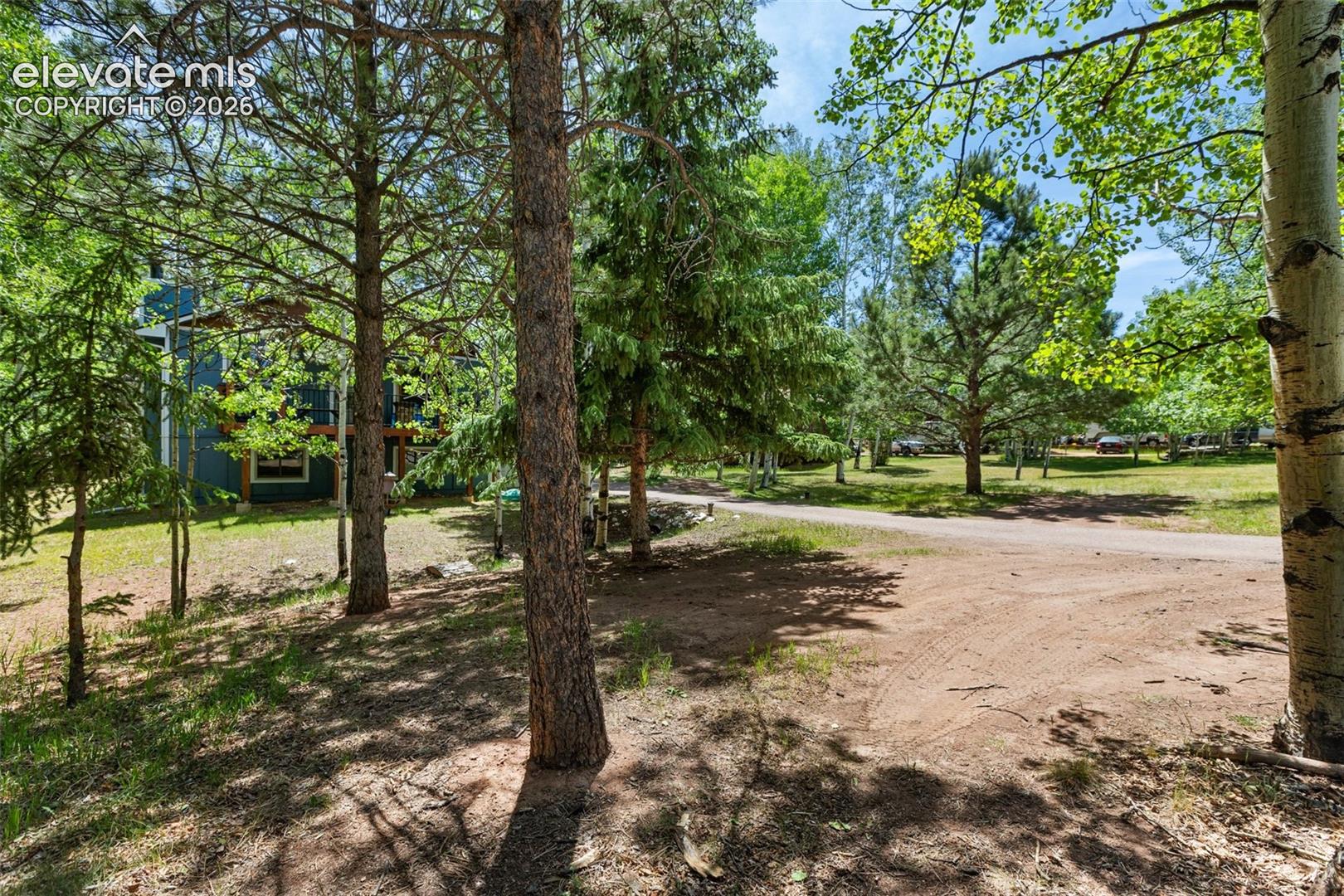 835 E Northwoods Drive