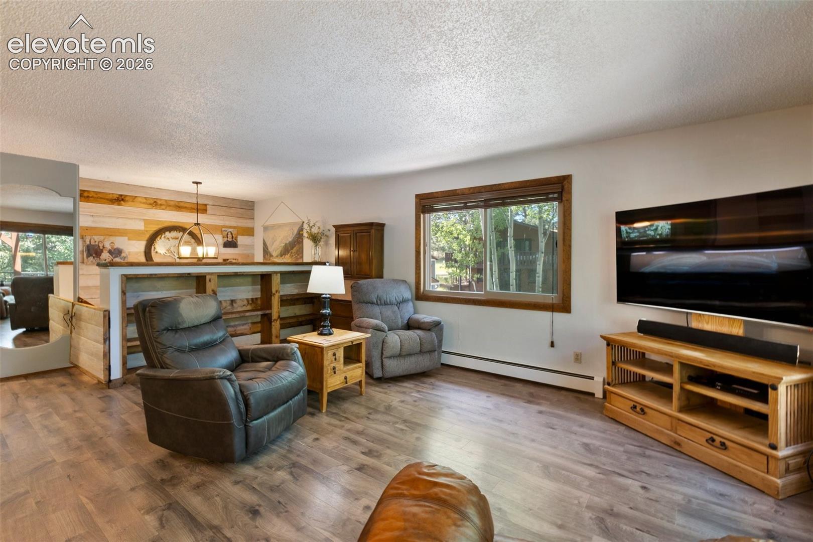 835 E Northwoods Drive