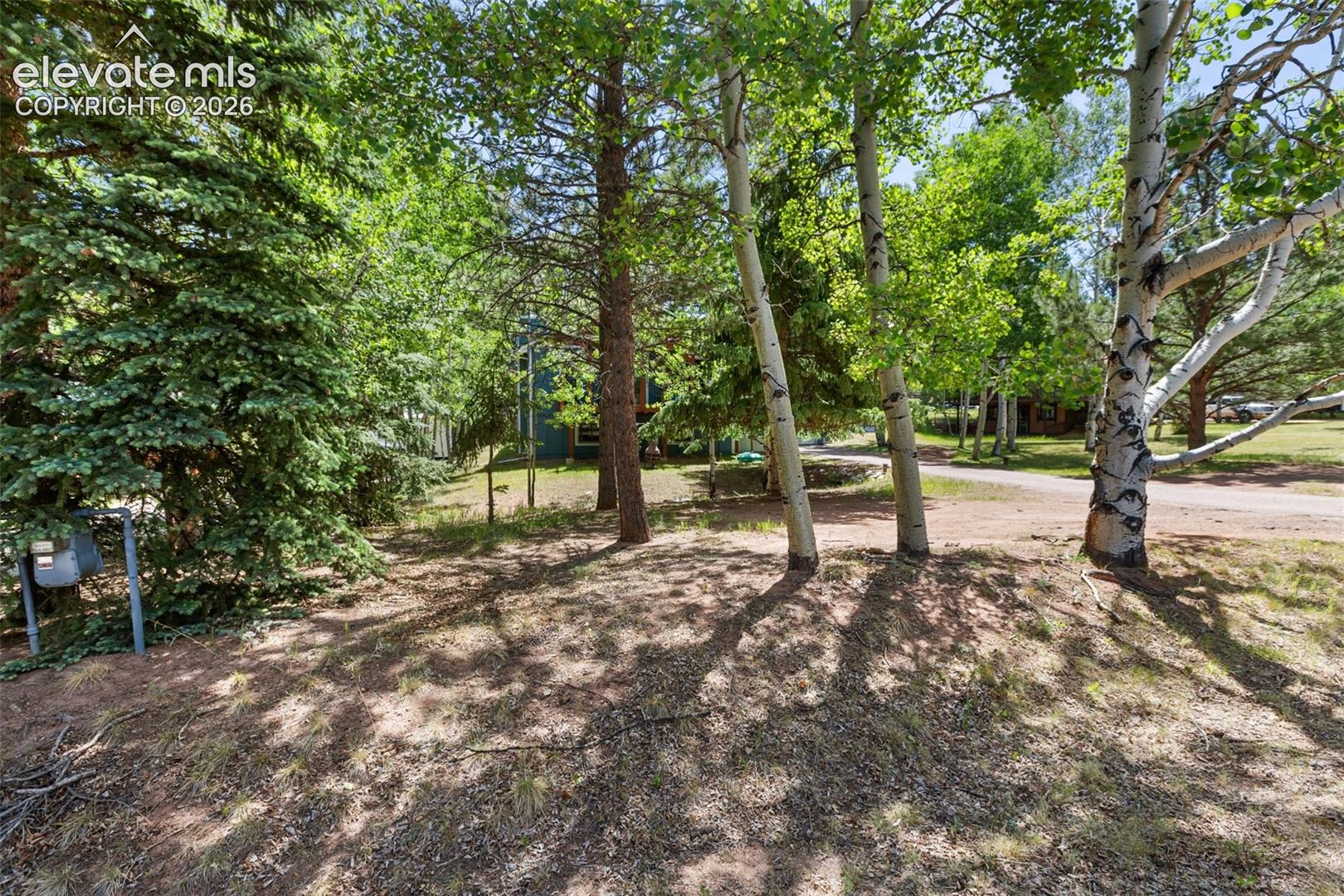 835 E Northwoods Drive