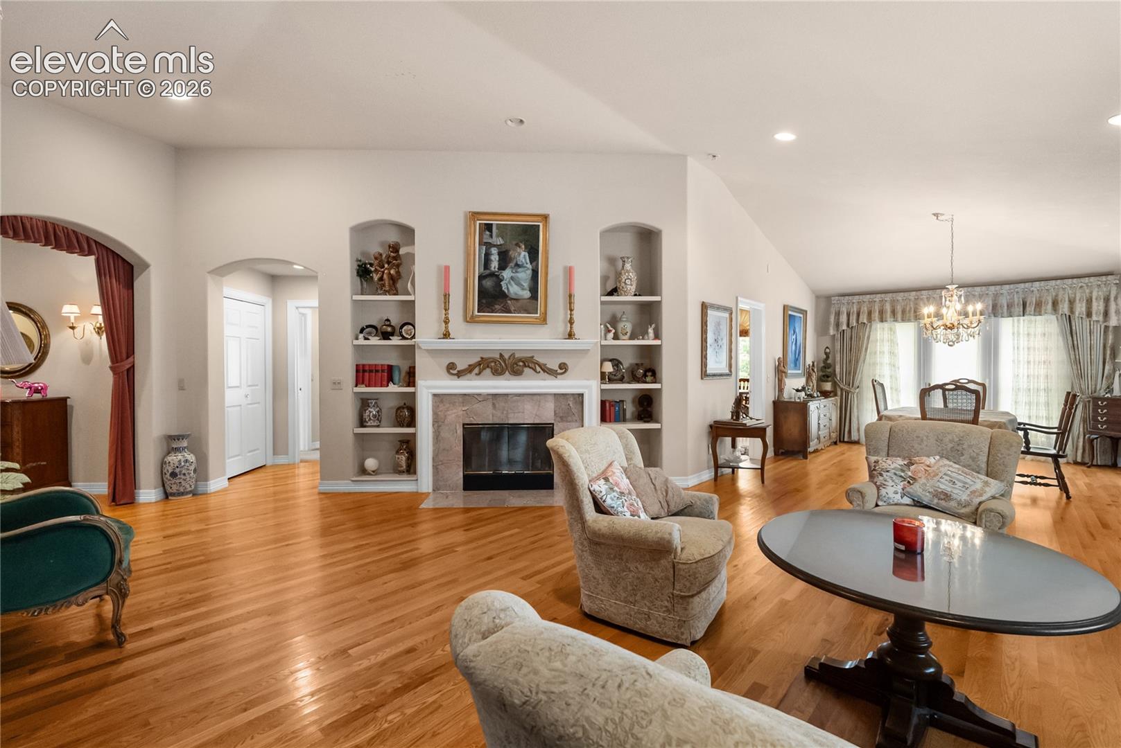 8353 Twinberry Point