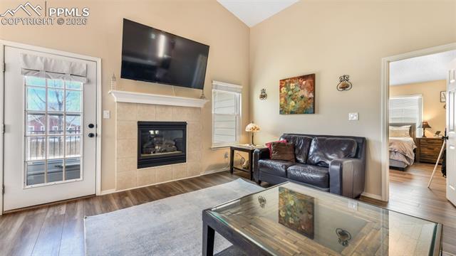 6609 Cottonwood Grove Drive