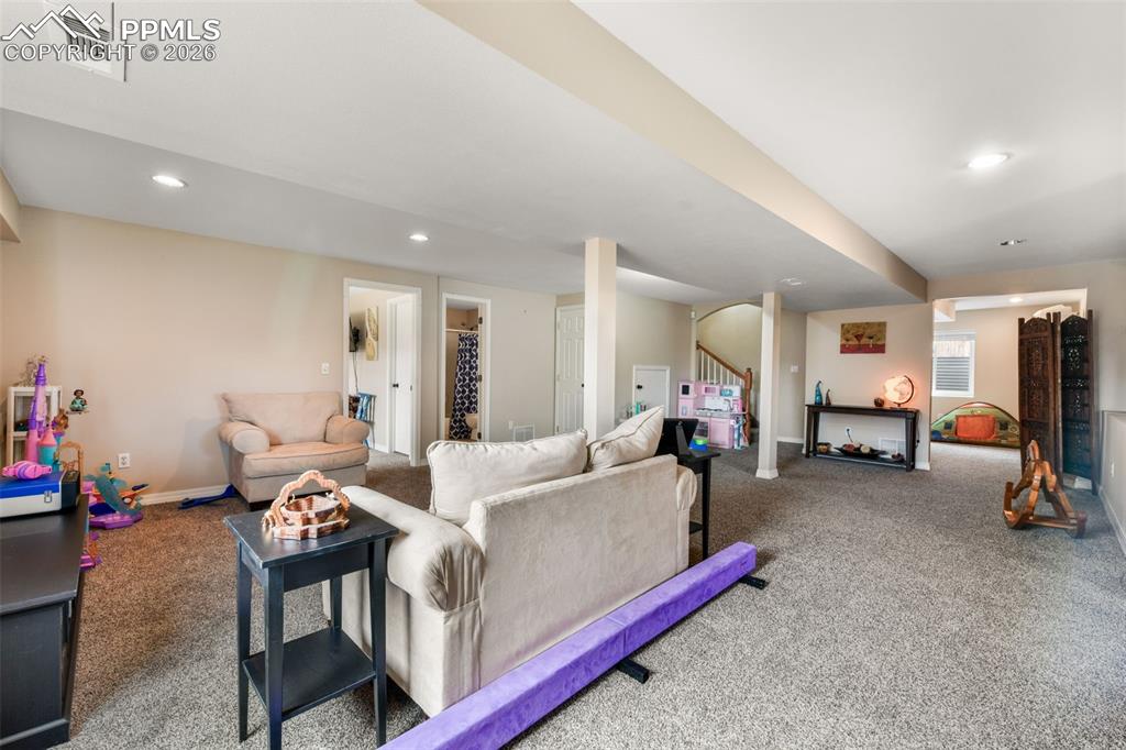 6609 Cottonwood Grove Drive
